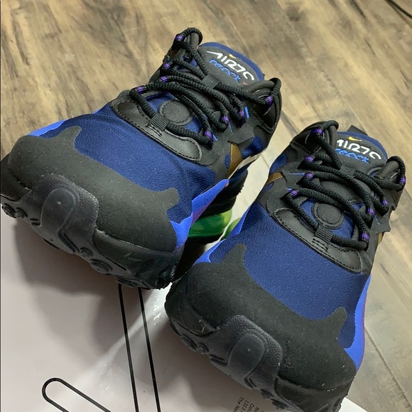 NIKE AIR MAX 270 REACT black/university gold - Picture 8 of 16